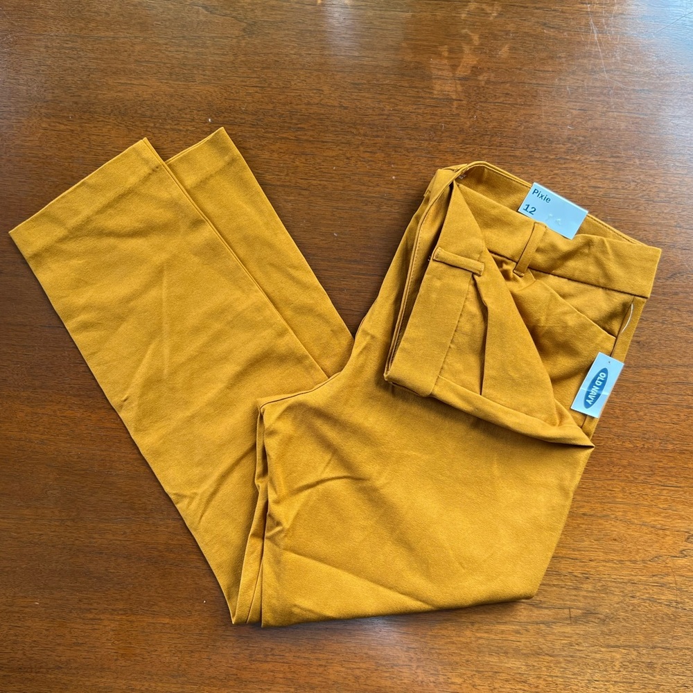 Old navy mustard yellow orange pixie work pants